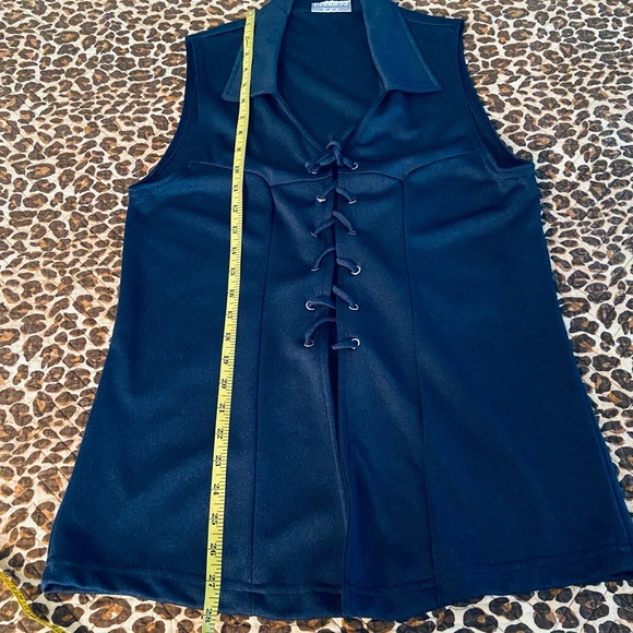 Goddess Lace Up Front Sleeveless Collared Top XL - Picture 8 of 8